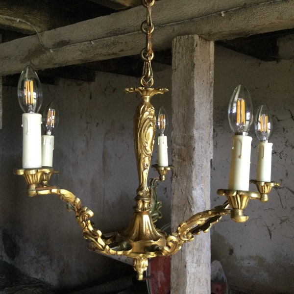 Un magnifique plafonnier Napoléon III/Lumière en bronze doré/Lumière de style lustre 5 branches/Lumière antique française de château de Bordeaux