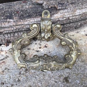 Bronze drawer pull/decorative furniture hardware/antique furniture fitting/bronze drawer handle/architectural salvage/French country decor