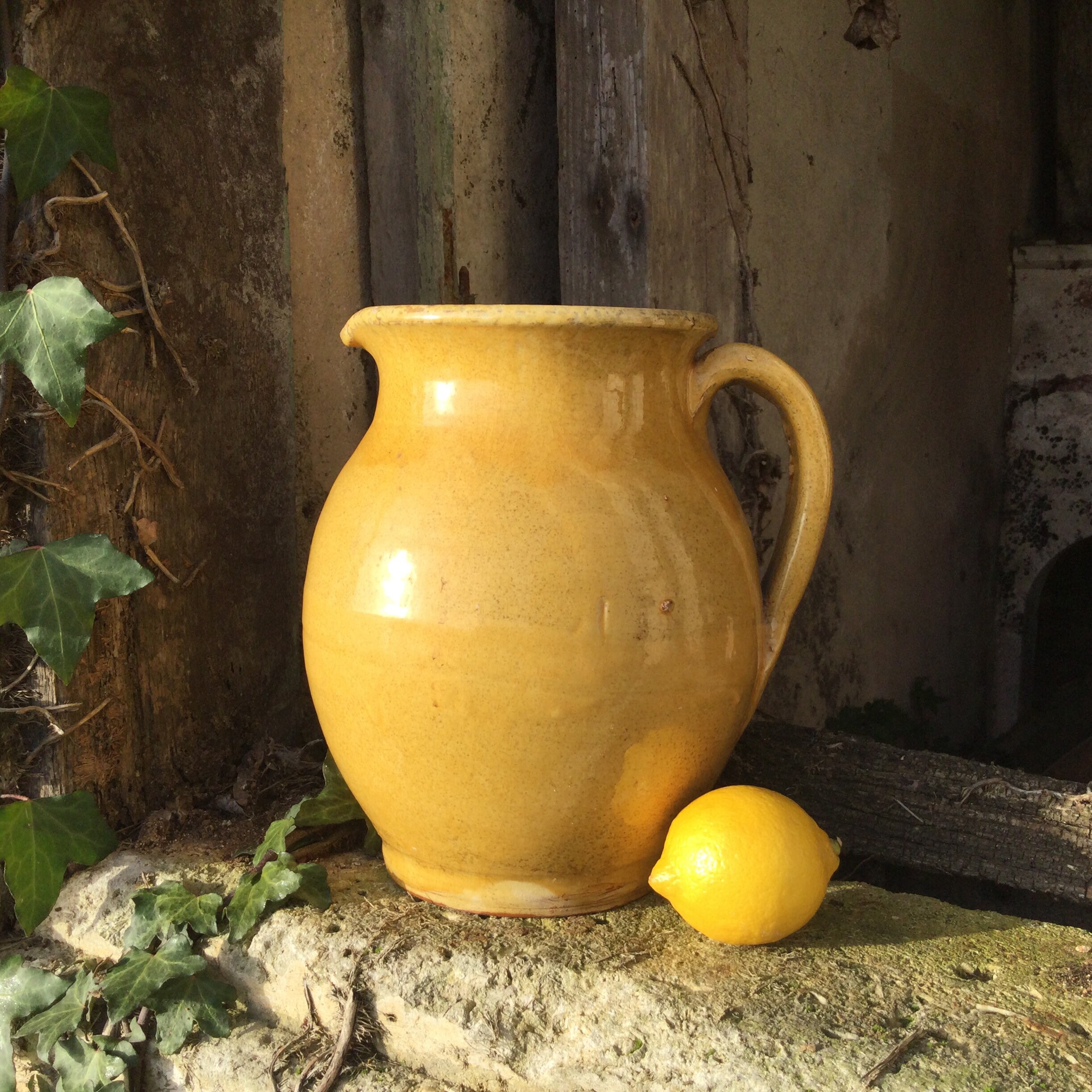 À Pichet Provençal Pichet Émaillé Terra Cotta Jug Tournesol Jaune Cuisine Décor Céramique Vase Eau P