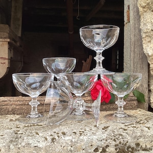 6 heavy crystal coupes/1940’s champagne coupes/6 champagne crystal glasses/dessert coupes/French arts de la table/French festive glassware