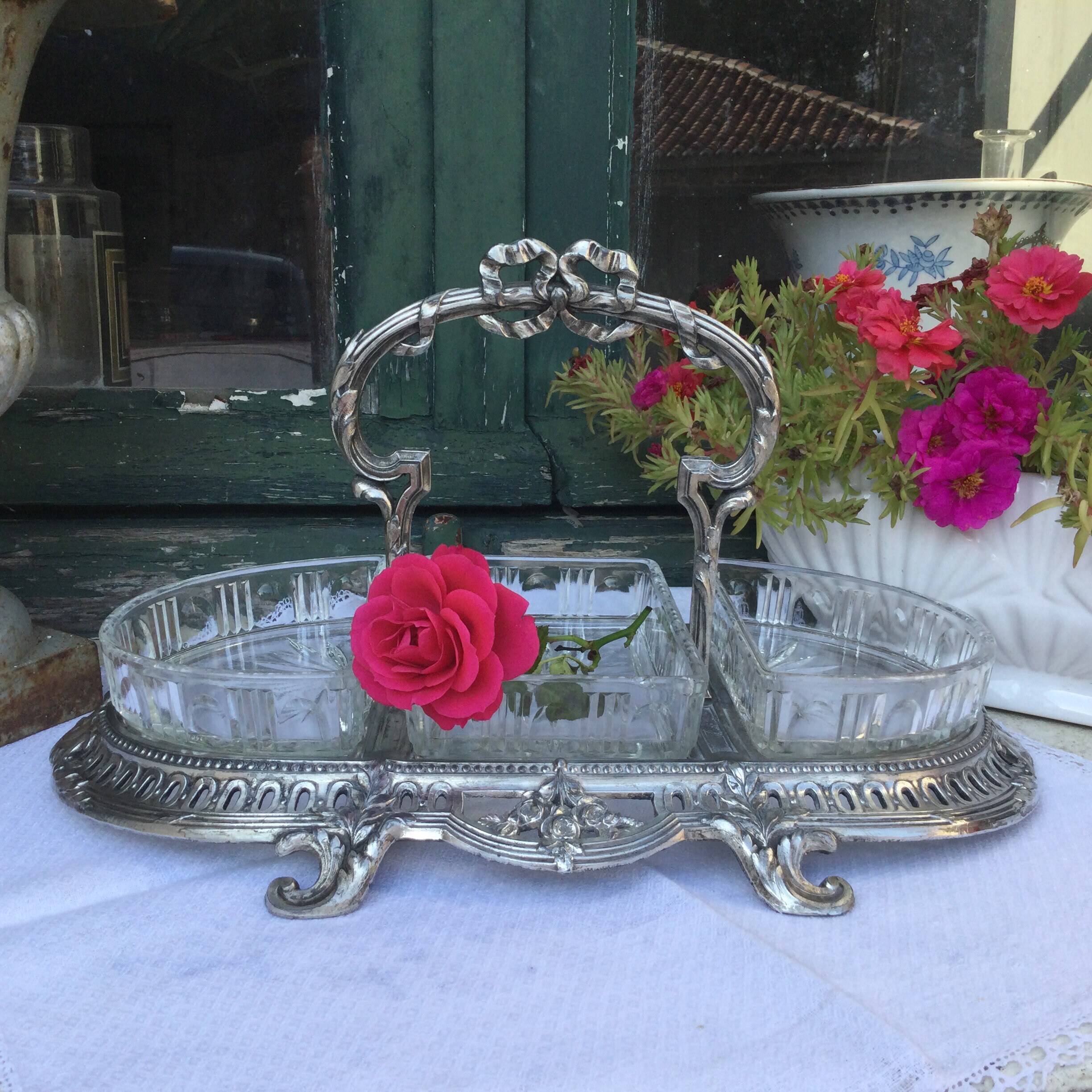 Français Plat Vintage Hors-D'œuvre Assiette Argent et Serveur Silencieux en Cristal 3 1 Plateau Aper