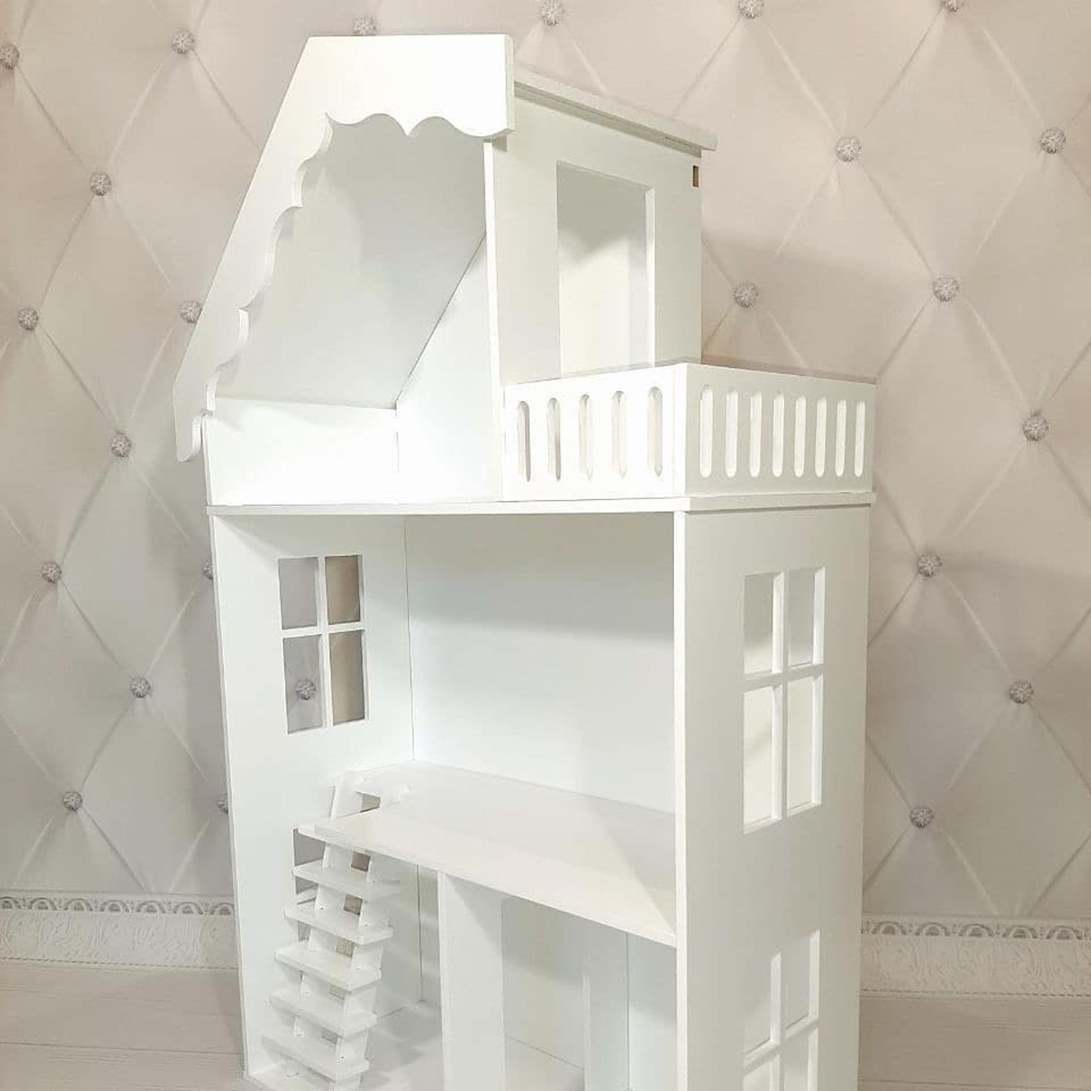 8817 Billy Handmade Dollhouse Woody House Collection / Manor