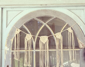 Macrame Bunting Banner | Baby | Party | Boho | Hippie | Decoration | Birthday | Wall hanging