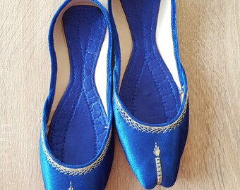 Mojari Slip ons Ethnic Flat Shoes Ballet Shoes Hand Embroidered Wedding Shoes Blue Royal Elephant