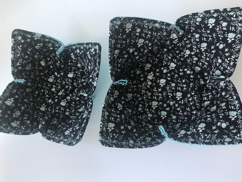 Small Microwave Bowl Cozy White Flowers on Green with Green flowers on Black Backing