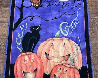 Table Runner - Halloween - Creepy Night