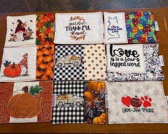 Mug Rug, Decoration, Wall Hanging, Table Accent - Holiday - Fall & Thanksgiving - Autumn, Pumpkins, Animals Dog Cat