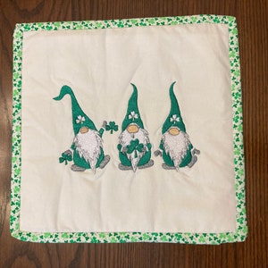 Wall Hanging, Mug Rug, Decoration,  Table Accent -  Holiday - St Patrick&#39;s Day