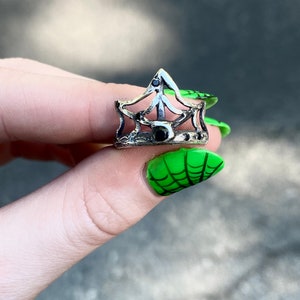 Spider Web Ring sz 6.5