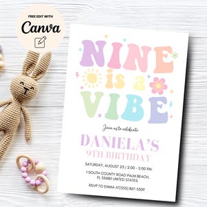 Groovy Nine est une invitation Vibe pour 9e anniversaire, invitation fille Groovy pour 9e anniversaire, modèle de toile d'anniversaire Smiley fille, téléchargement numérique