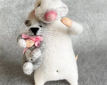 Needle Felted Mice with a Kitten – Wool Mouse Figurine Collectible Art Gift forher