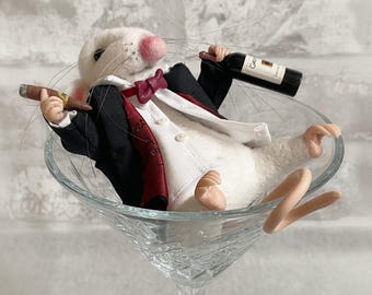 Needle Felted Mouse Figurine: Collectible Wool Mice, one and only Party Mouse