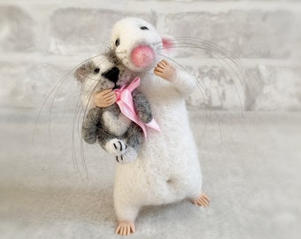 MADE TO ORDER! ! unique gift, Birthday, mouse, cat, mouse with a cat, Gift for her, Felted mouse, felted toy ,Wool toy, collectible figurine