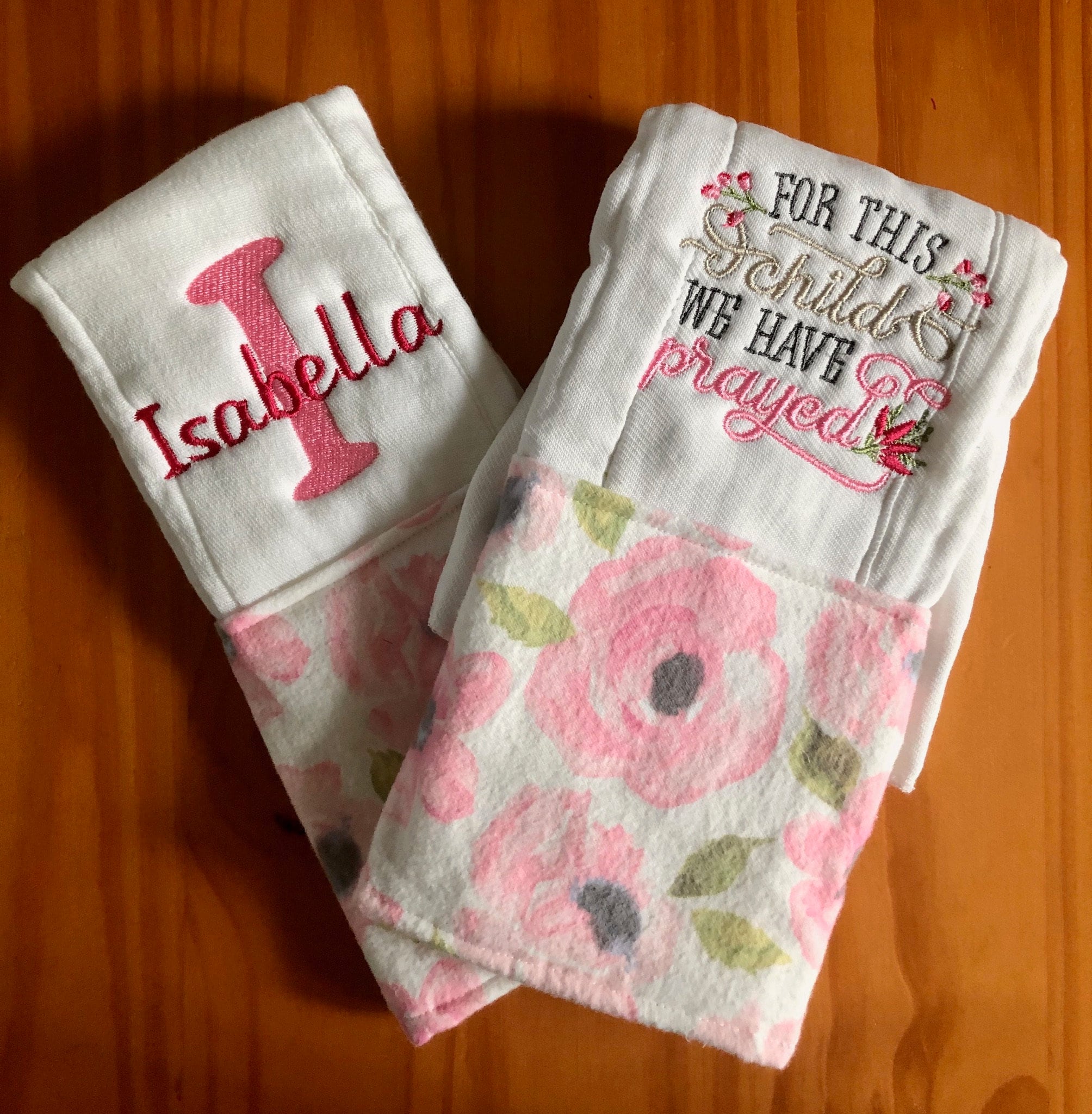 Set of 2 Personalized Baby burp cloths / Monogrammed / Etsy