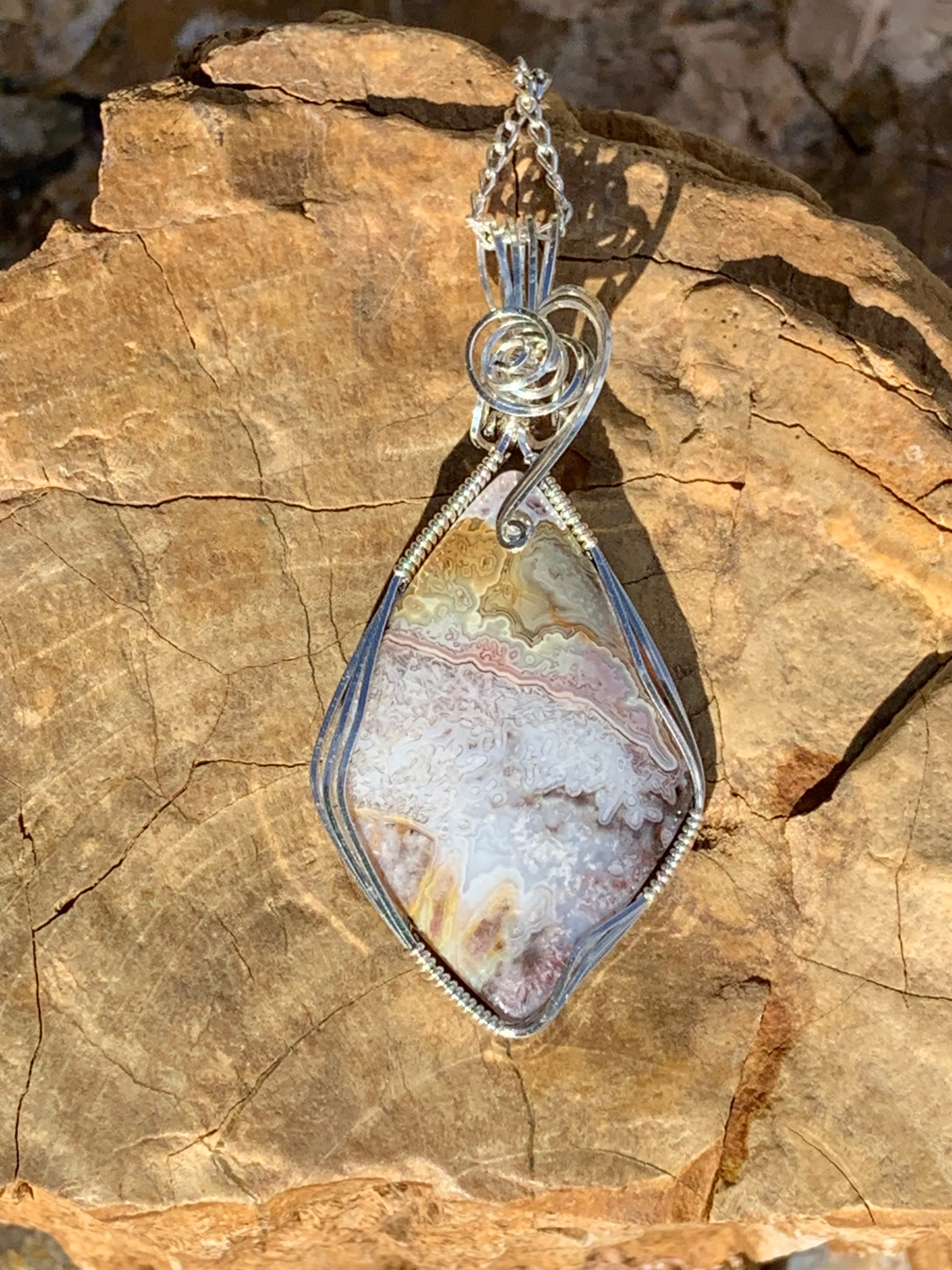 Black_Friday_Coffin_Pendant_Av