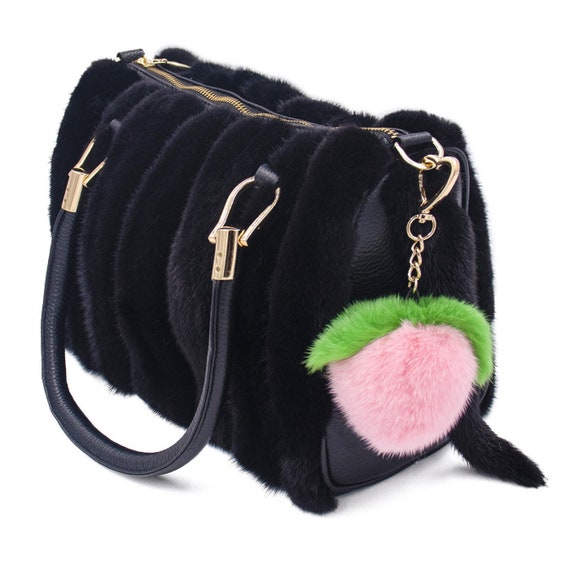 Portachiavi in vera pelliccia di coniglio Rex con avocado - Portachiavi morbido alla moda - Ciondolo con cibo peloso e soffice - Grazioso portachiavi di peluche per borsa e chiavi - Italia