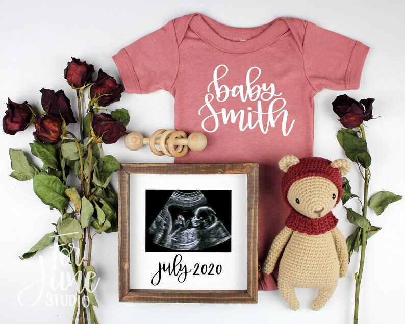 Download Digital DIY Pregnancy Announcement for Social medial Mockup | Etsy