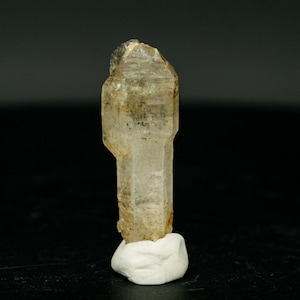 UV-Reactive Petroleum Firefly Crystal Quartz Scepter Brazil
