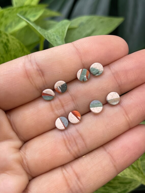 Complexed Simplicity Fall multicolor Statement textured Earrings Mini Clay Stud green,orange cream gray