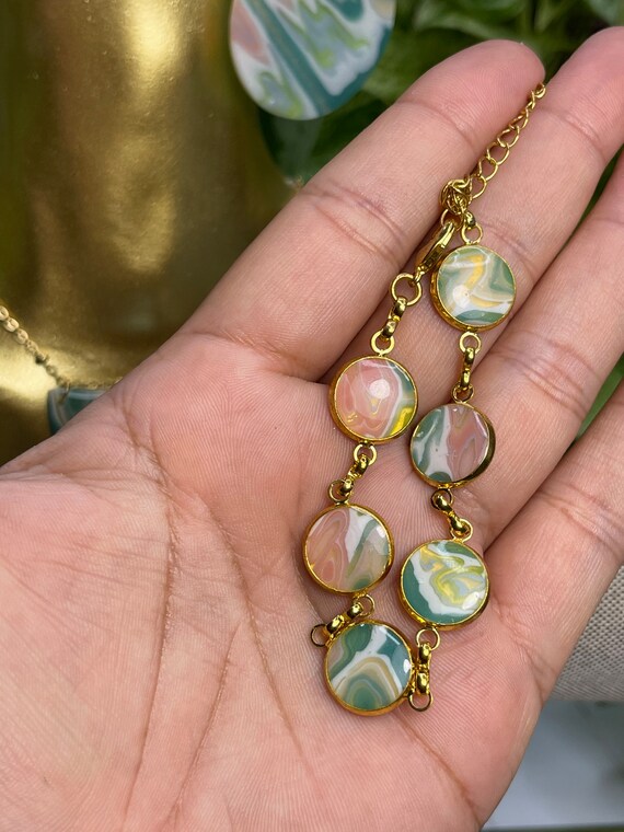 Ocean Jasper Faux Stone Ball chain Collection Statement Bracelet Clay Jewelry Lightweight Gold pearl Translucent Geode Lace Agate silver