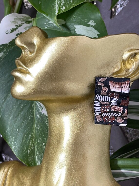 Tribal Print Life’s Journey Collection Statement Earrings Clay Handcrafted Dangles Black Ecru Cinnamon draped wave