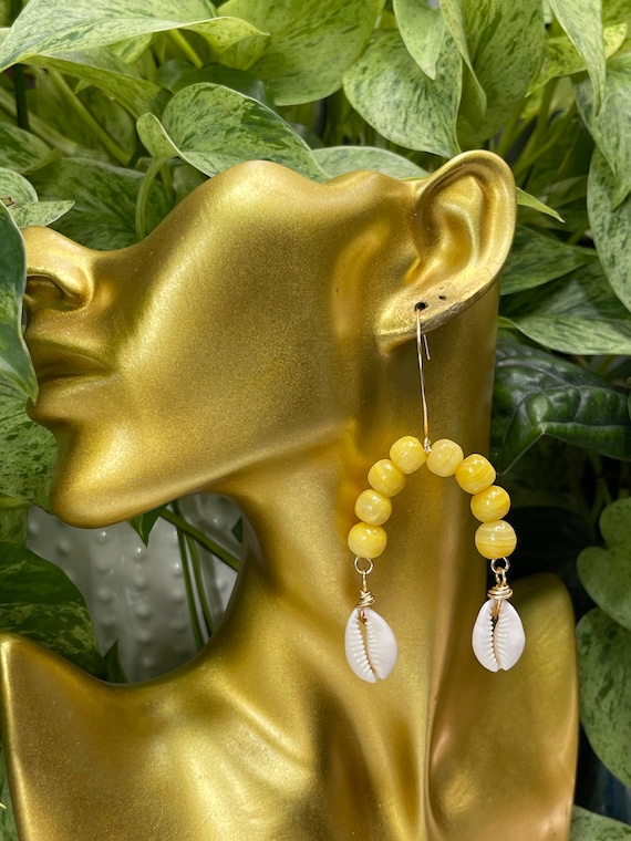 Cowrie Shell Gold Yellow Beads Earrings Tropical Statement Dangles Fringe Handmade Bay scallop
