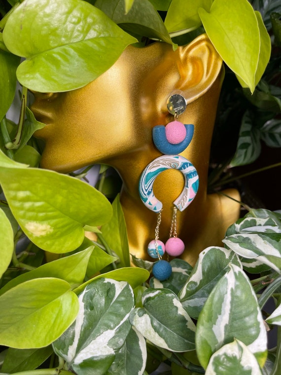Modern Adjustable Tropical Fidget Bead Earrings Custom Statement beads Dangles Gold silver chain rotating