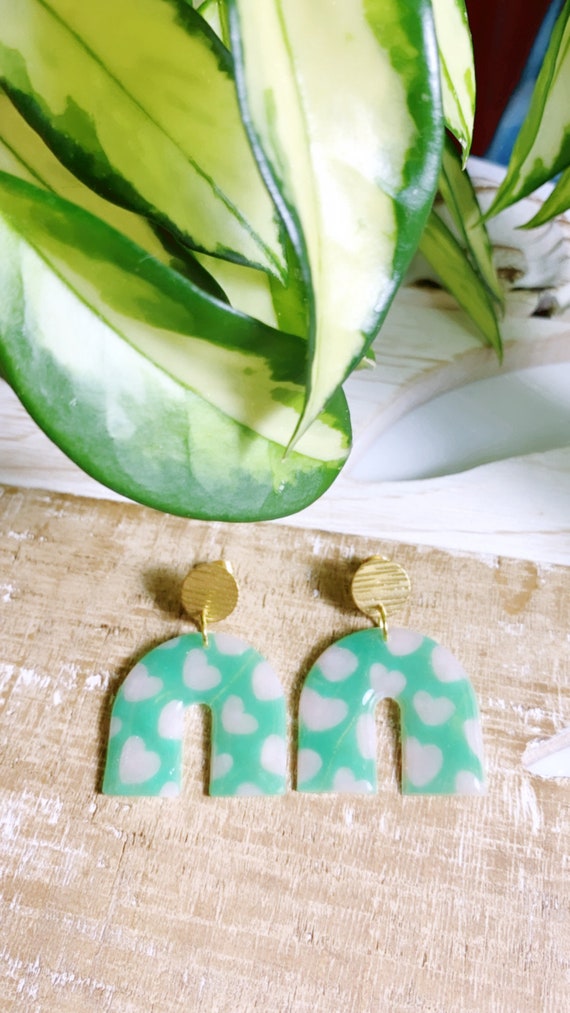 Spring Fling Preppy Hearts Arch Dangle Pink Green gold Statement Earrings