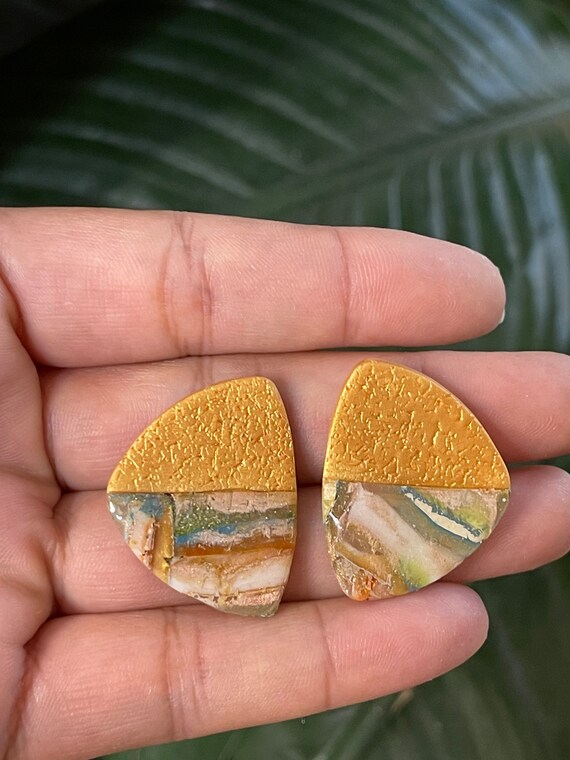 Complexed Simplicity Collection Statement textured Earrings Small faux crazy Lace agate Clay Jewelry Gold Clay Beads Stud