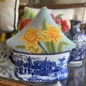 Blue and White Footbath Planter (Medium)