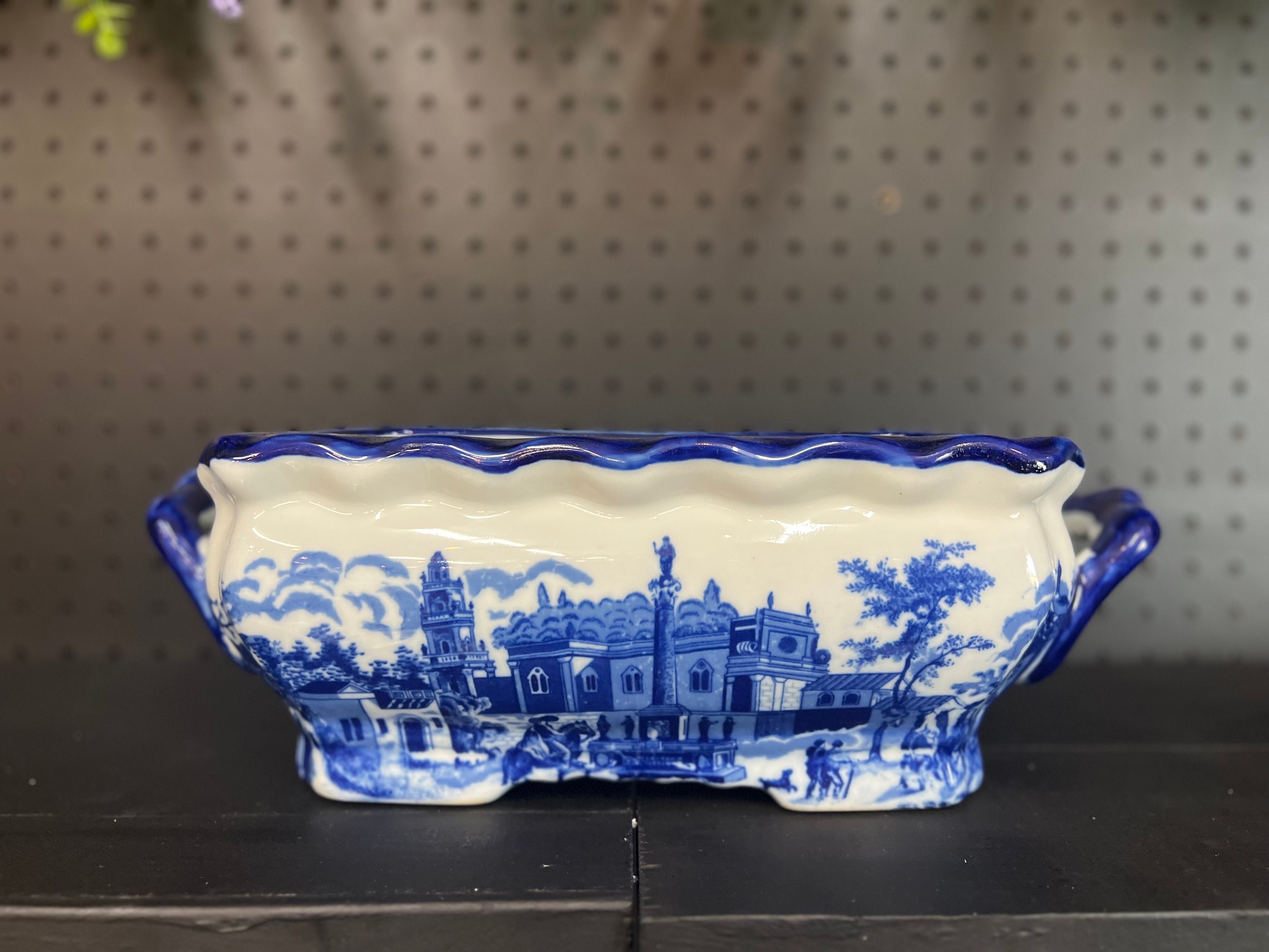 青色の花と鳥の装飾 陶器の鉢 Hand Painted 青色の花と