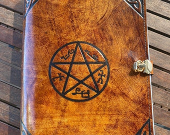 Couverture de journal en cuir A4 Fait main individuellement avec fermoir - Relief avec Supernatural