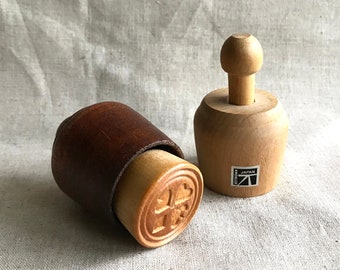 wooden cookie press