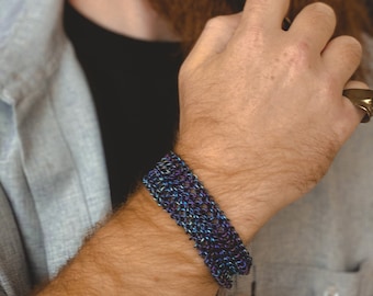 Blue braided titanium bracelet with magnetic lock. Exclusive handmade jewelry. james avery bracelet. bracelet femme. bracelet homme.