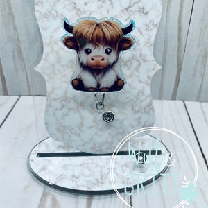 Highland Cow badge reel, cow badge reel, Farm badge reel, glitter badge holder, gift for teacher, gift for nurse