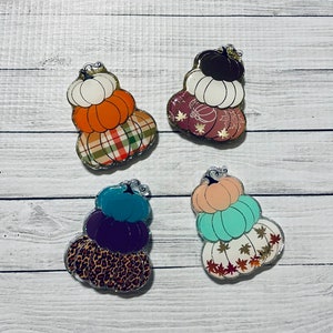 Stacked pumpkins badge reel