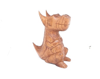 Hand Carved Wooden Baby Dinosaur: 3D Animal Sculpture, Home Decor