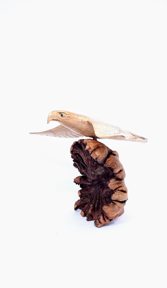 Parasite Wood Eagle Carvings Parasite Wood Eagle Carvings