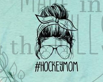 Hockey Mom | black | Sports | Mom Bun | Don't Puck with me |  T-shirt