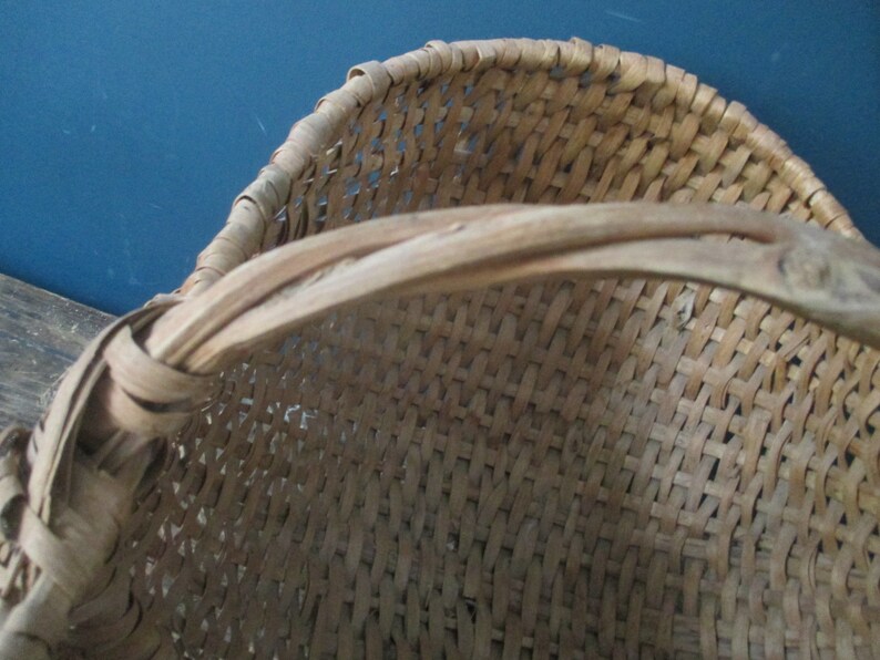 Primitive Vintage Native Splint Ash Buttocks Basket Canada