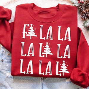 ファララSVG、クリスマスバイブスSVG、デックザホールズSVG、ホリデーチアSVG、クリスマスシャツデザインSVG、フェスティブクリスマスSVG