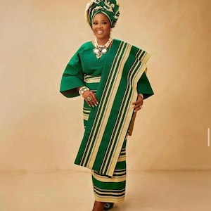 Sammy Item _124 African women Aso oke/Women clothing/wedding outfit for women/women 3pcs traditional outfit/trending women traditional dress