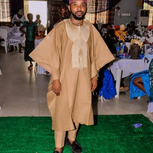 Regal Gold African men 3pcs Agbada/African Agbada for men/African men wedding suit/Groomsmen suit/Groom&#39;s suit/African 3 pieces suit