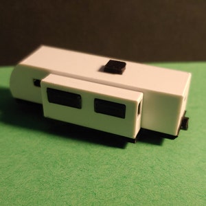 2-pack N 1:160 scale Winnebago mini 32.5 ft towable RV travel trailer