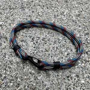 USA Armband | Amerikanische Flagge Armband | Rot Weiß und Blau Patriotisches Armband | 4. Juli Schmuck | Minimial Paracord Seil Armband