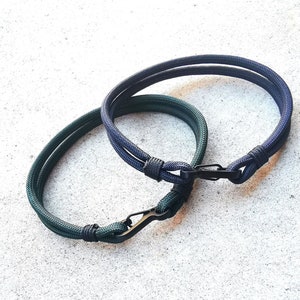 Paracord Rope Carabiner Bracelet, double cord bracelet, japanese minimalist bracelet, Surfer Bracelet, Waterproof Rope Bracelet in Colors