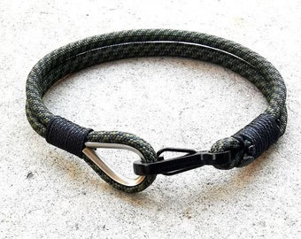 Nautical rope carabiner bracelet, minimalistic paracord bracelet with thimble, climbing surfing adventure bracelet, outdoor bracelet