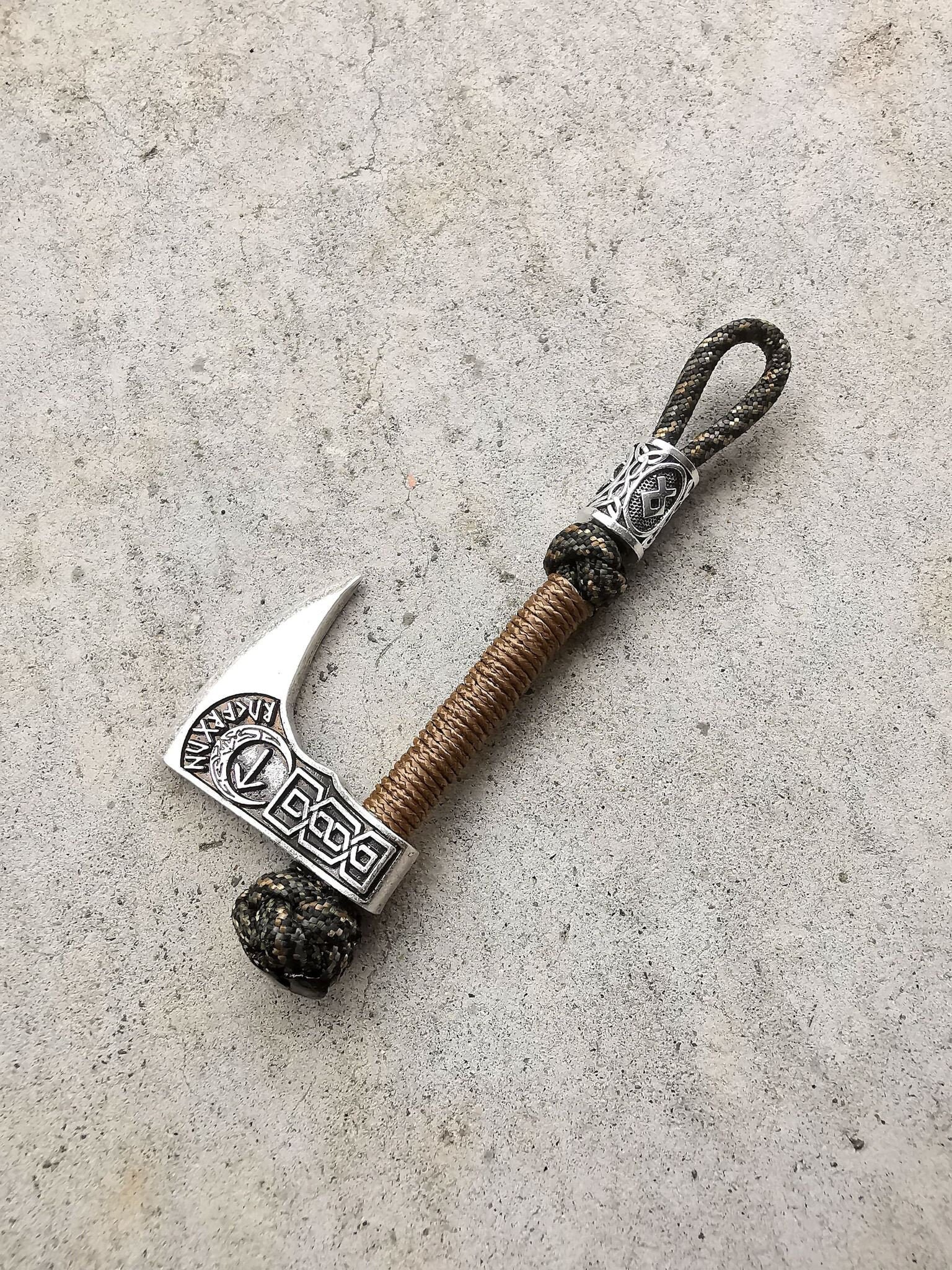 Viking Axe Keychain, Celtic Knot, Scandinavian Key Fob Lanyard