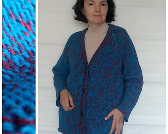 Cardigan boutonné en grosse maille bleu électrique doux et minimaliste Veste surdimensionnée en laine faite main, chaude et confortable Pull bleu rouge mélangé