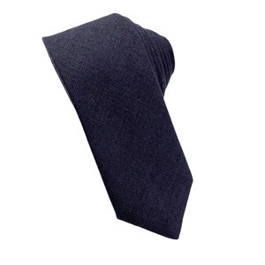 Dark Charcoal Skinny Tie / Dark Charcoal Skinny Linen Tie / Dark Charcoal Wedding Tie / Dark Charcoal Linen Necktie / Dark Charcoal Necktie